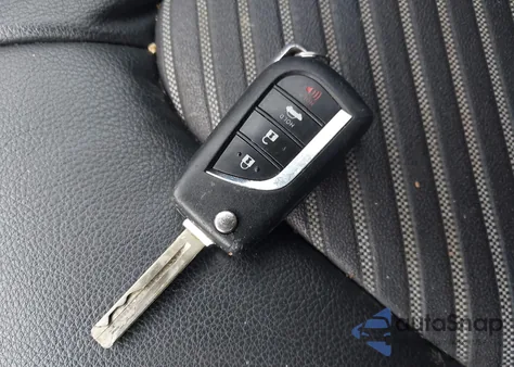 2018 Toyota Camry Se из США, поврежденный, VIN 4T1B11HK5JU626666